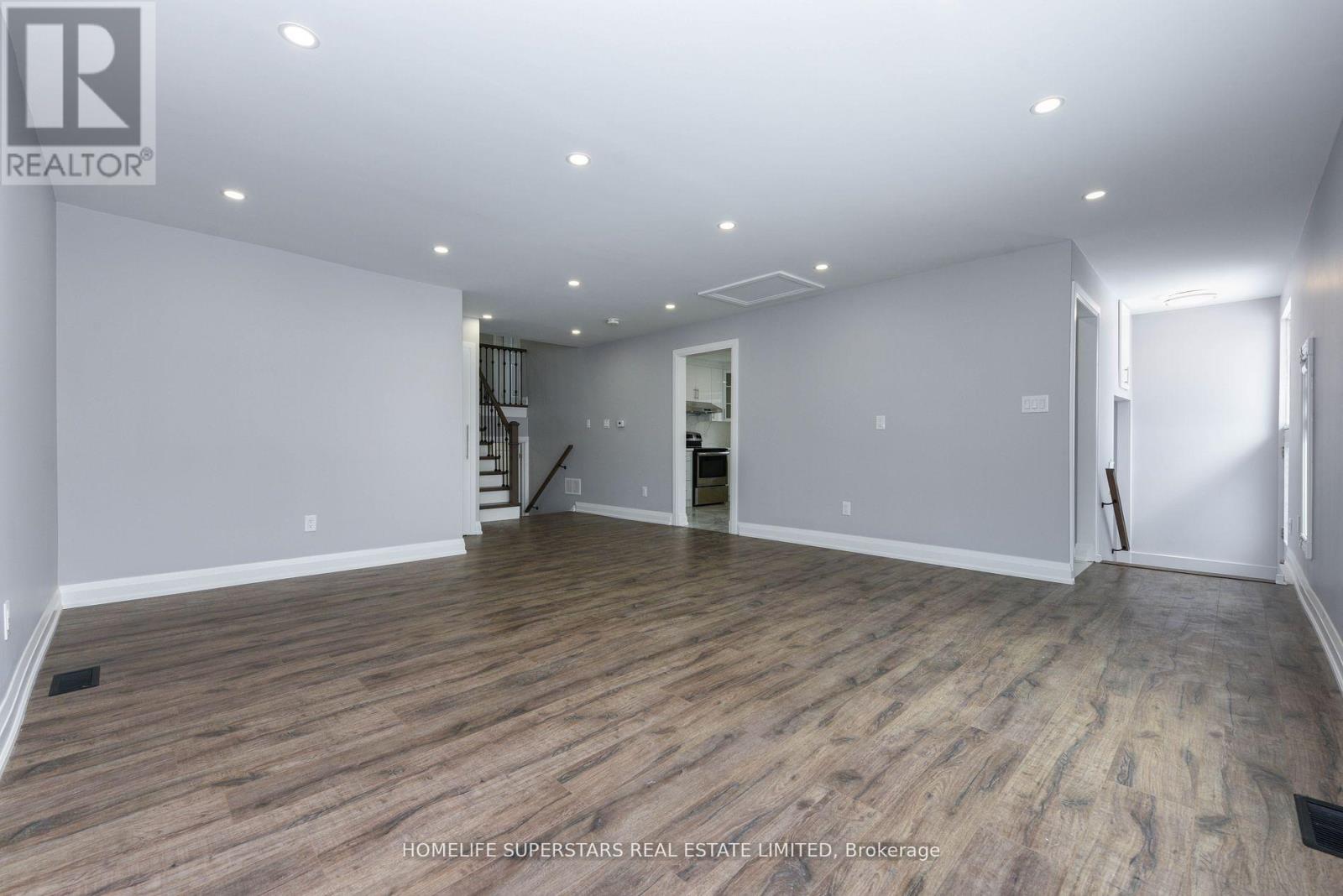 Main Floor - 47 Jade Crescent, Brampton, Ontario  L6S 3G9 - Photo 8 - W12659604