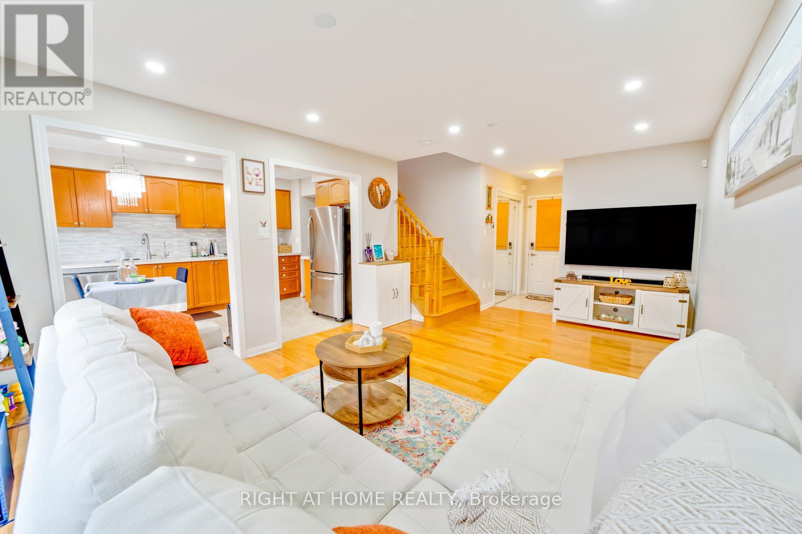 680 Cargill Path, Milton, Ontario  L9T 7R6 - Photo 8 - W12659648