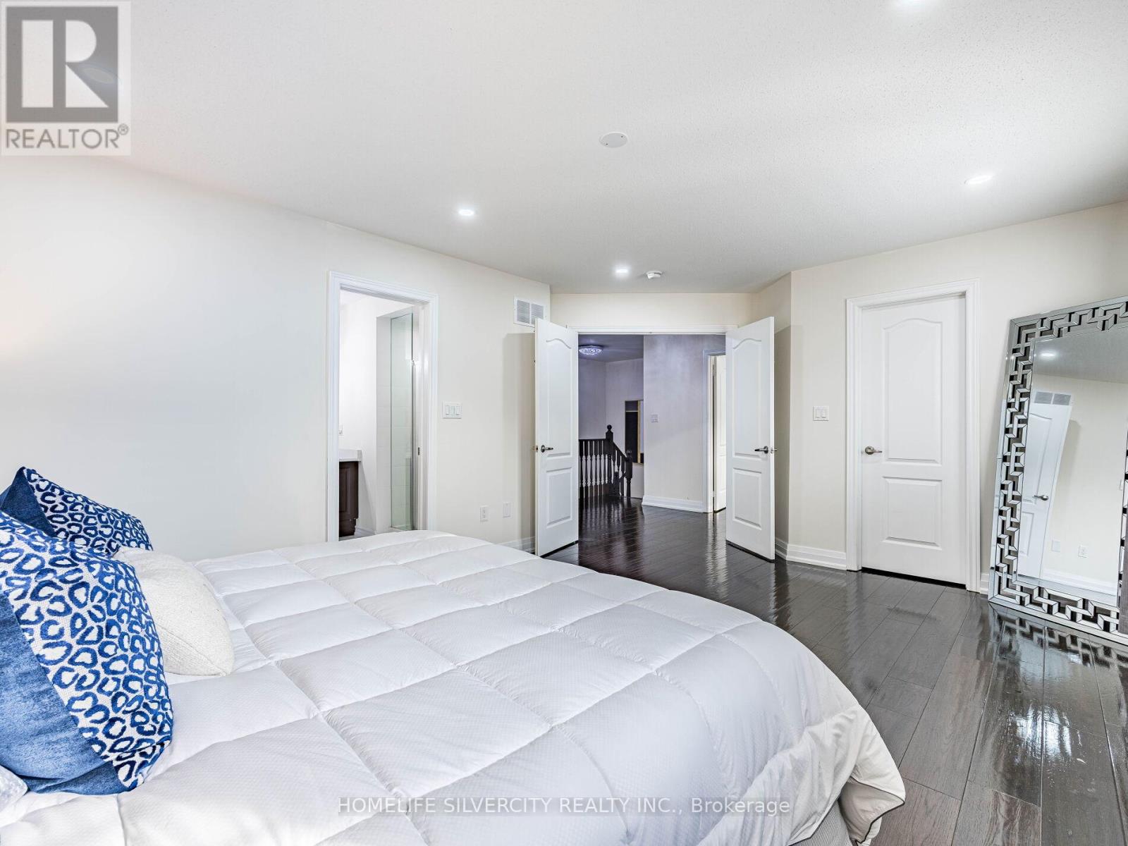 16 Cloncurry Street, Brampton, Ontario  L6P 4G3 - Photo 27 - W12659656