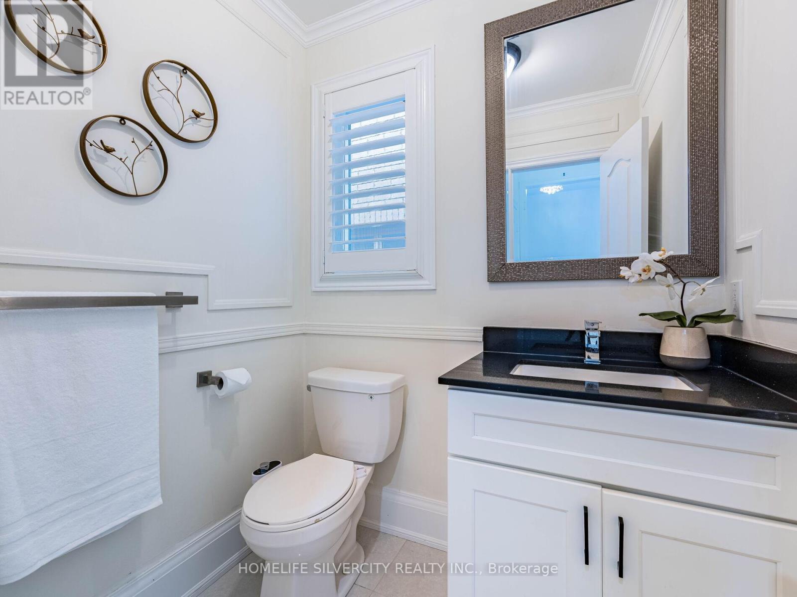 16 Cloncurry Street, Brampton, Ontario  L6P 4G3 - Photo 7 - W12659656