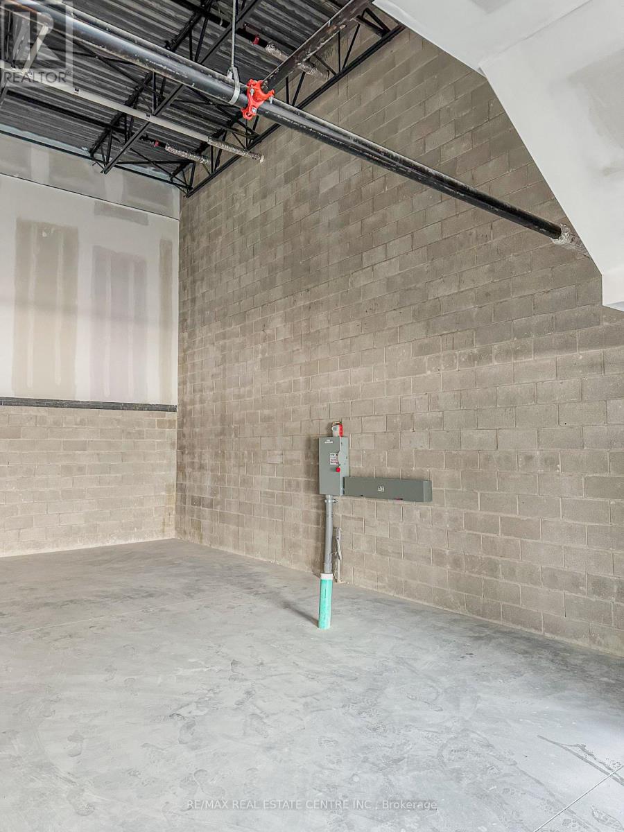 17 - 587 Hanlon Creek Boulevard, Guelph, Ontario  N1C 0A1 - Photo 5 - X12659660