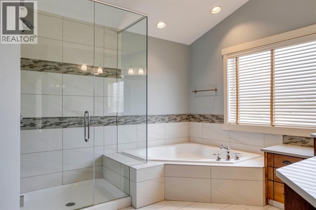 461 Discovery Ridge Boulevard Sw, Calgary, Alberta  T3H 5X6 - Photo 32 - A2276202