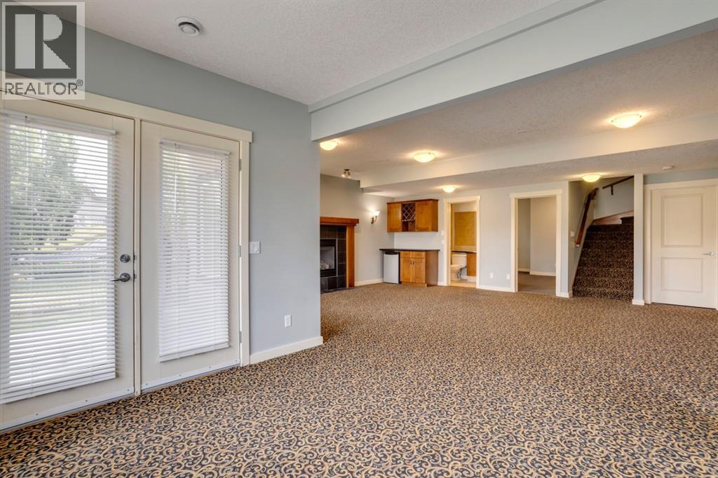 461 Discovery Ridge Boulevard Sw, Calgary, Alberta  T3H 5X6 - Photo 38 - A2276202