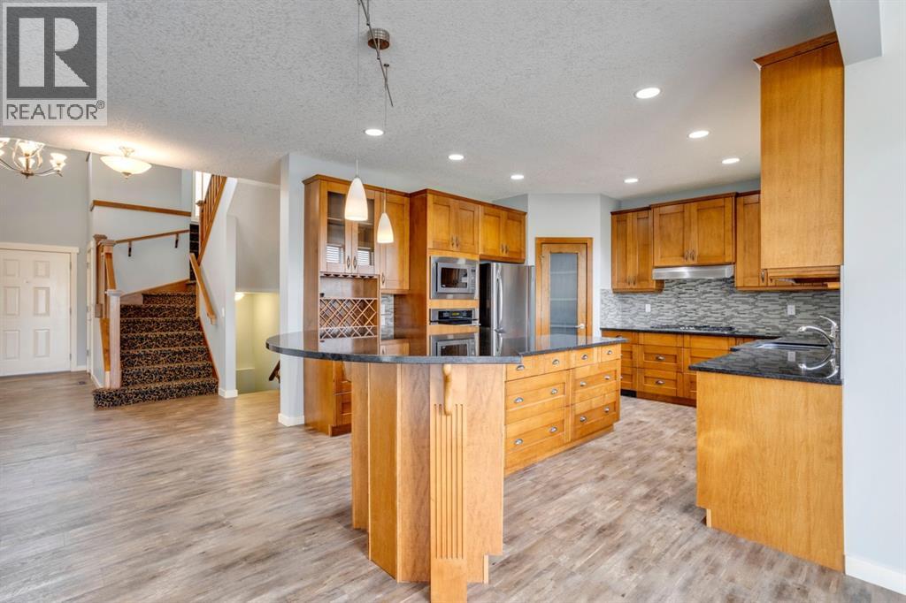 461 Discovery Ridge Boulevard Sw, Calgary, Alberta  T3H 5X6 - Photo 14 - A2276202