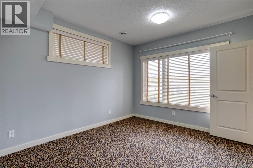 461 Discovery Ridge Boulevard Sw, Calgary, Alberta  T3H 5X6 - Photo 39 - A2276202