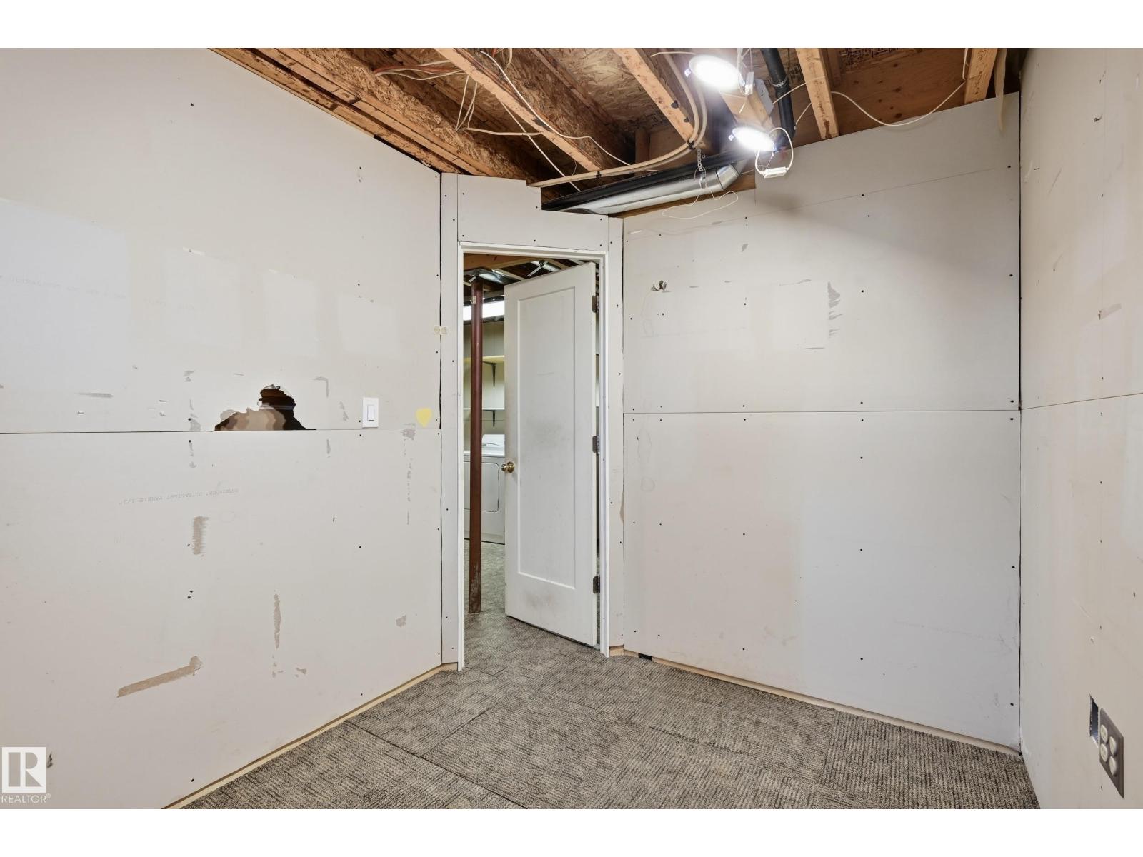 11727 83 St Nw, Edmonton, Alberta  T5B 2Z1 - Photo 35 - E4469004