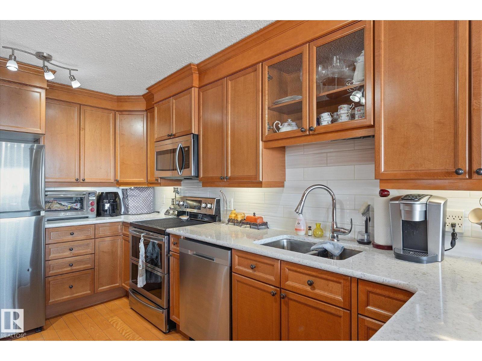 #1002 9923 103 St Nw, Edmonton, Alberta  T5K 2J3 - Photo 17 - E4469005