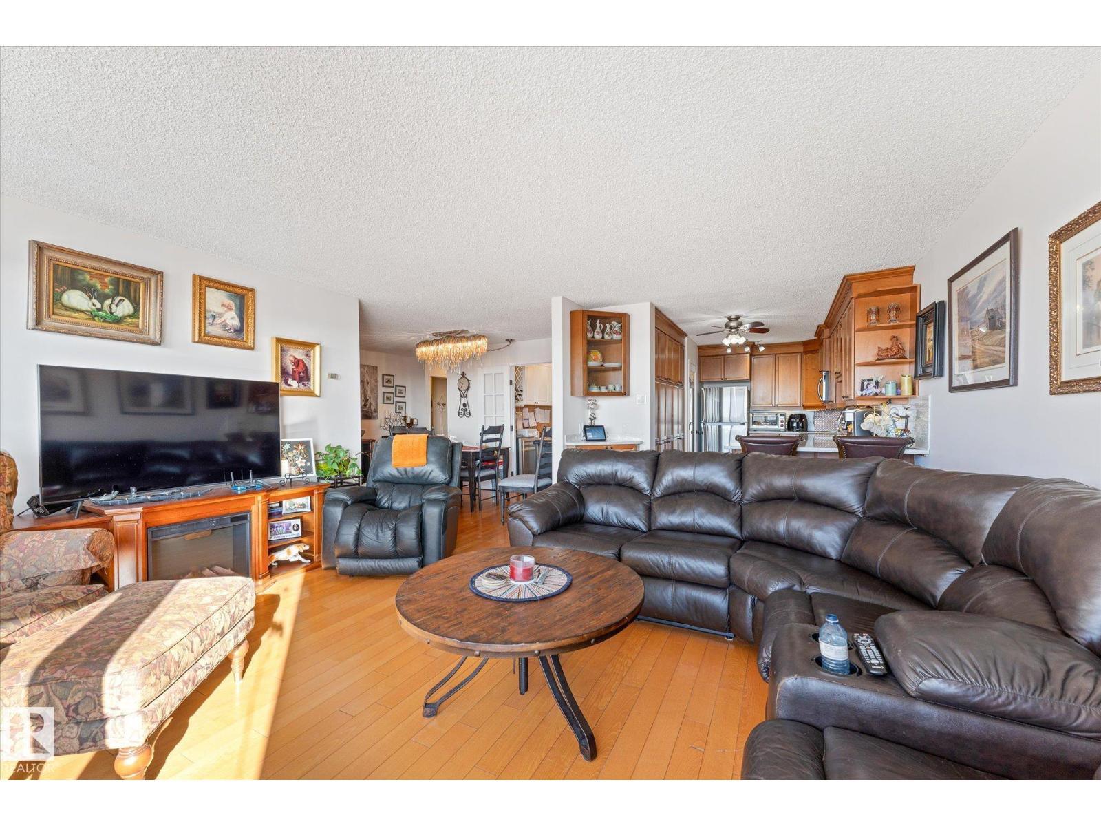 #1002 9923 103 St Nw, Edmonton, Alberta  T5K 2J3 - Photo 10 - E4469005
