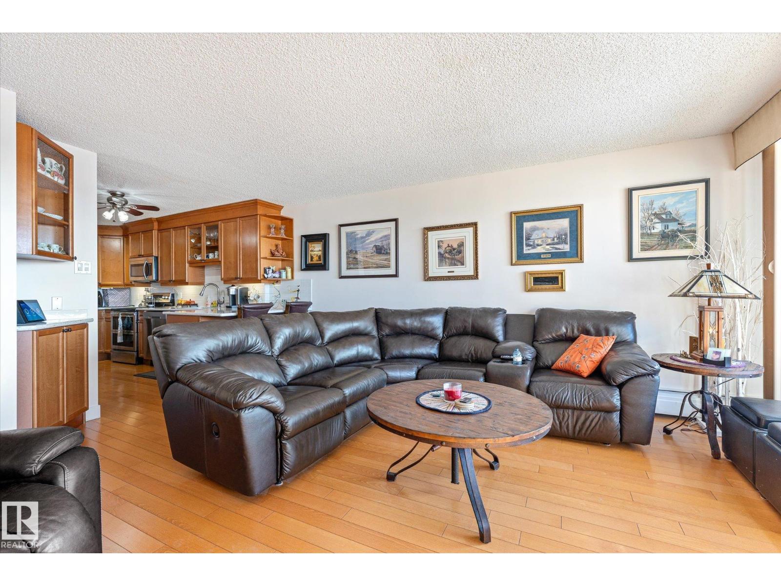 #1002 9923 103 St Nw, Edmonton, Alberta  T5K 2J3 - Photo 11 - E4469005