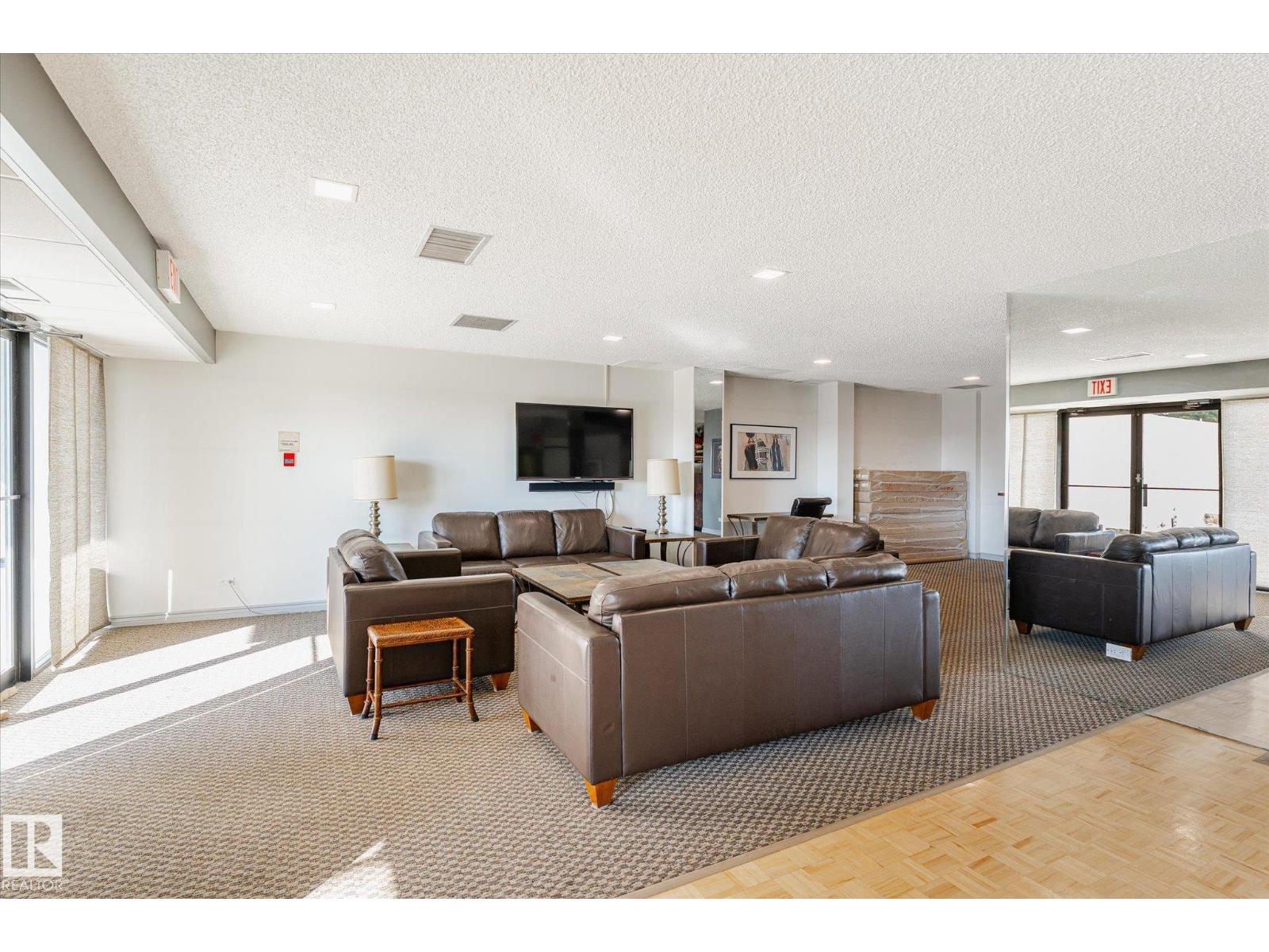 #1002 9923 103 St Nw, Edmonton, Alberta  T5K 2J3 - Photo 35 - E4469005