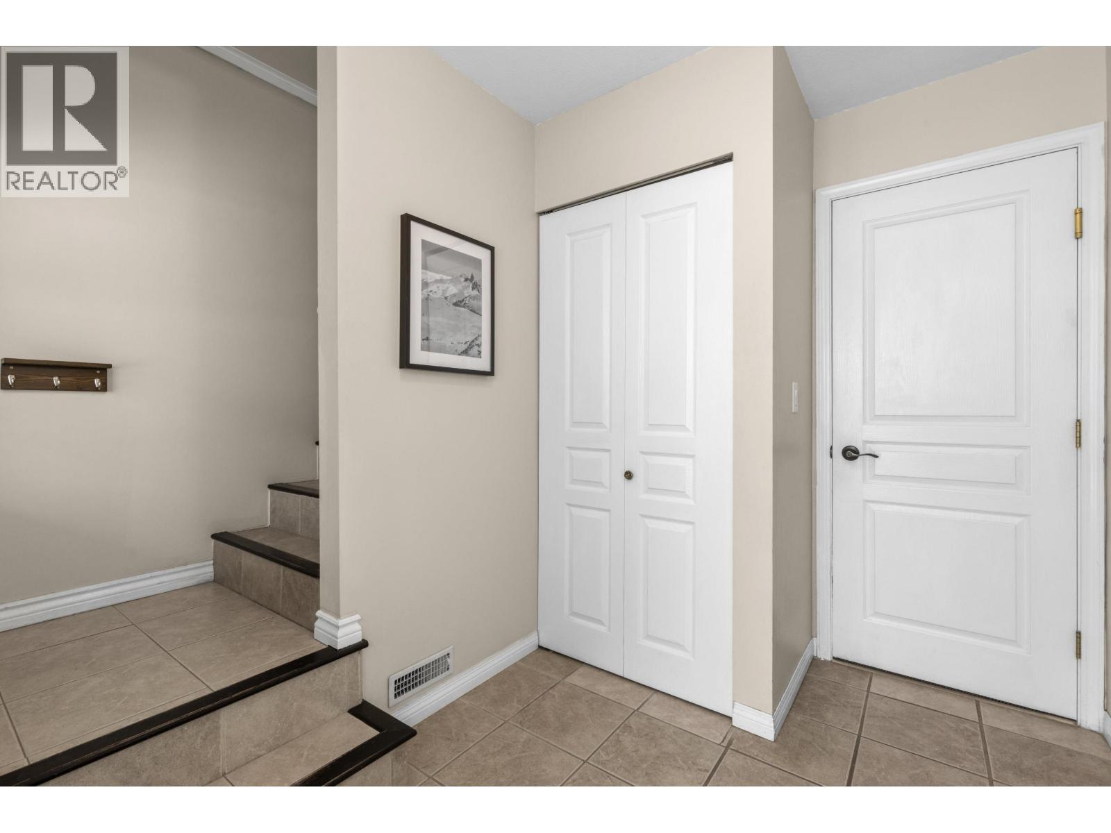 7391 Larch Street, Pemberton, British Columbia  V0N 2L0 - Photo 25 - R3075609