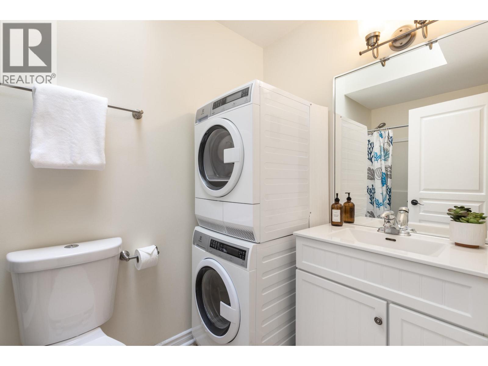 7391 Larch Street, Pemberton, British Columbia  V0N 2L0 - Photo 28 - R3075609