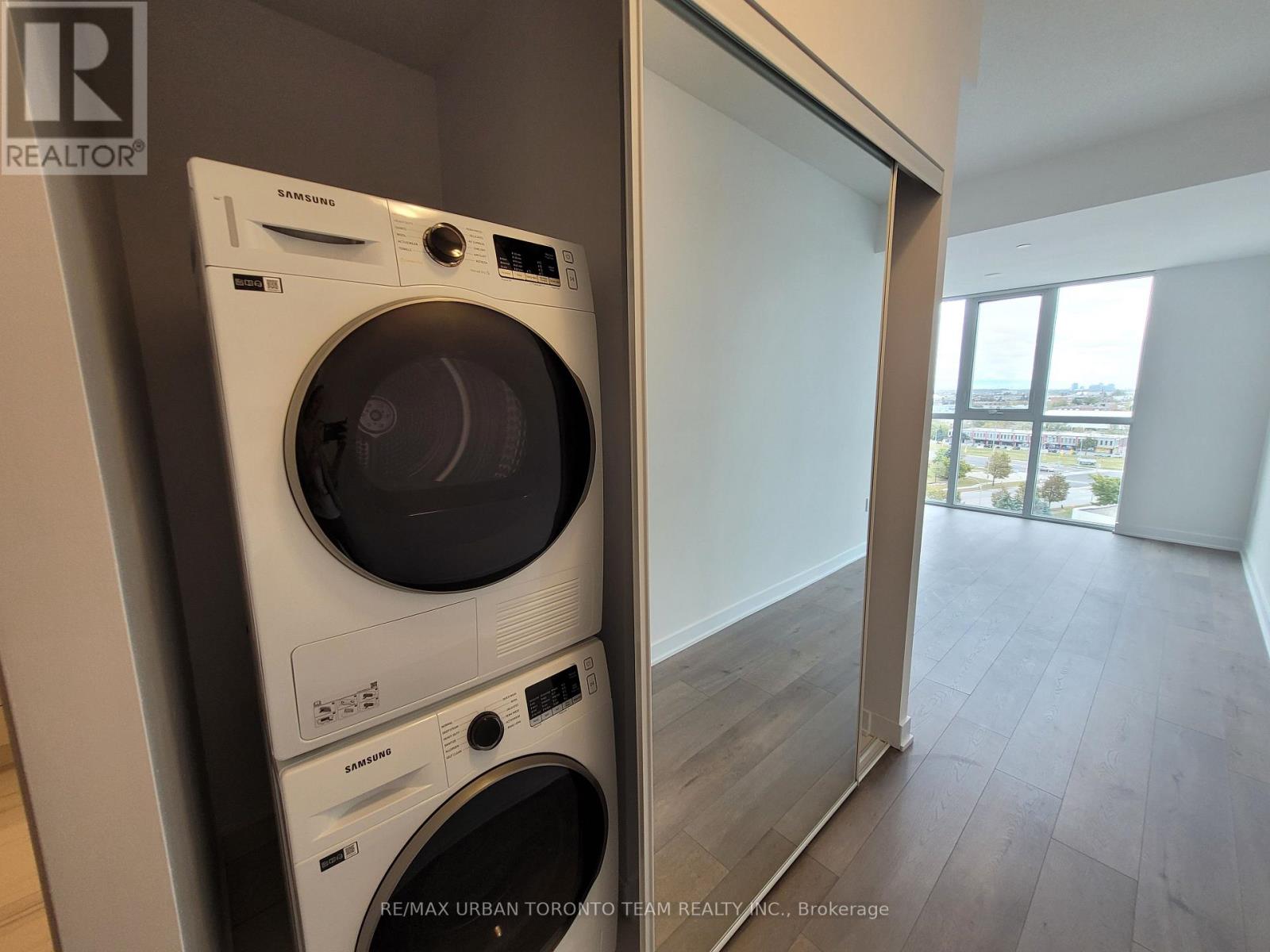 909 - 60 Honeycrisp Crescent, Vaughan, Ontario  L4K 0M7 - Photo 8 - N12659684