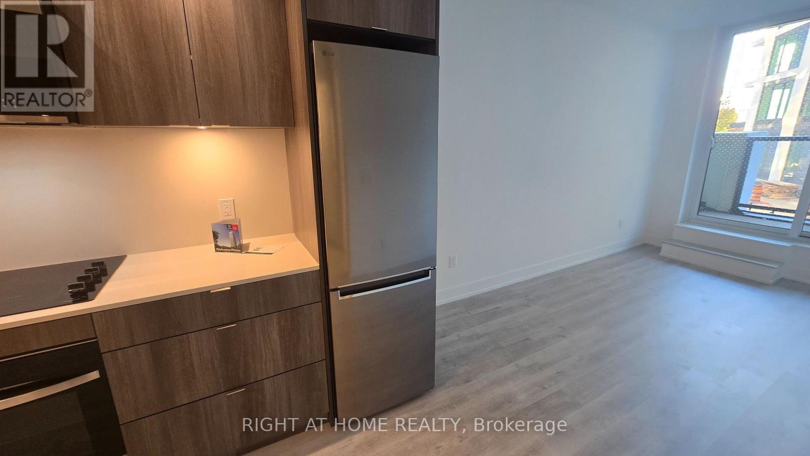 209 - 60 Central Park Road Way, Toronto, Ontario  M9A 0E6 - Photo 16 - W12659670