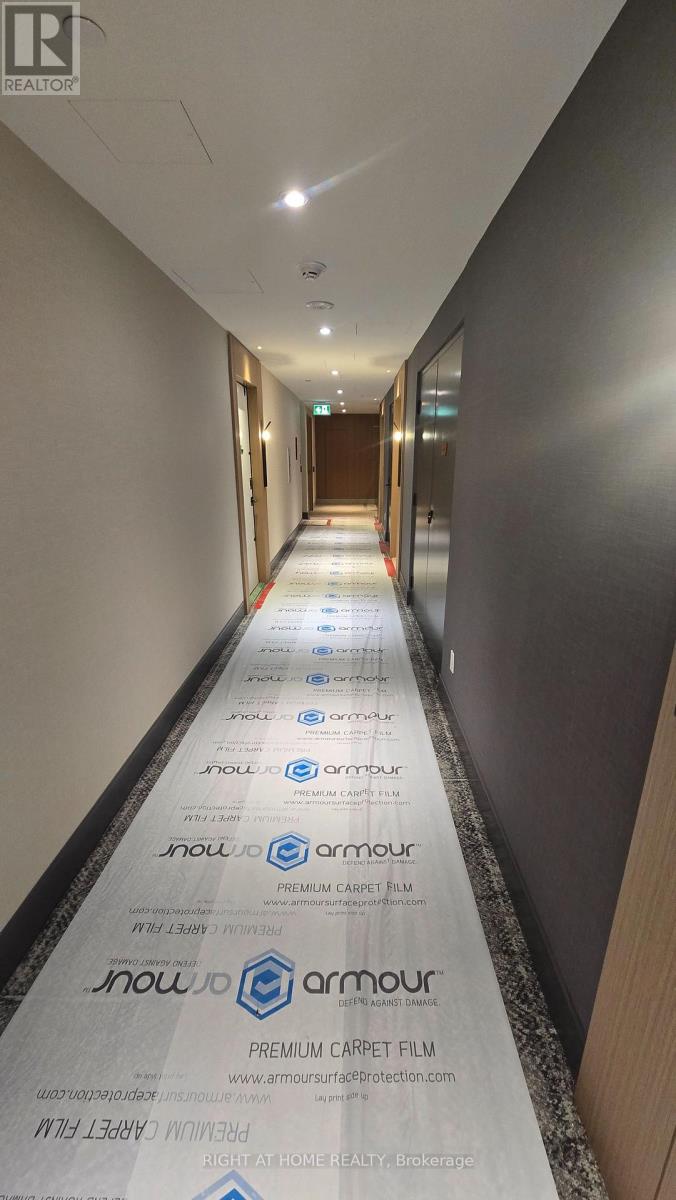 209 - 60 Central Park Road Way, Toronto, Ontario  M9A 0E6 - Photo 4 - W12659670