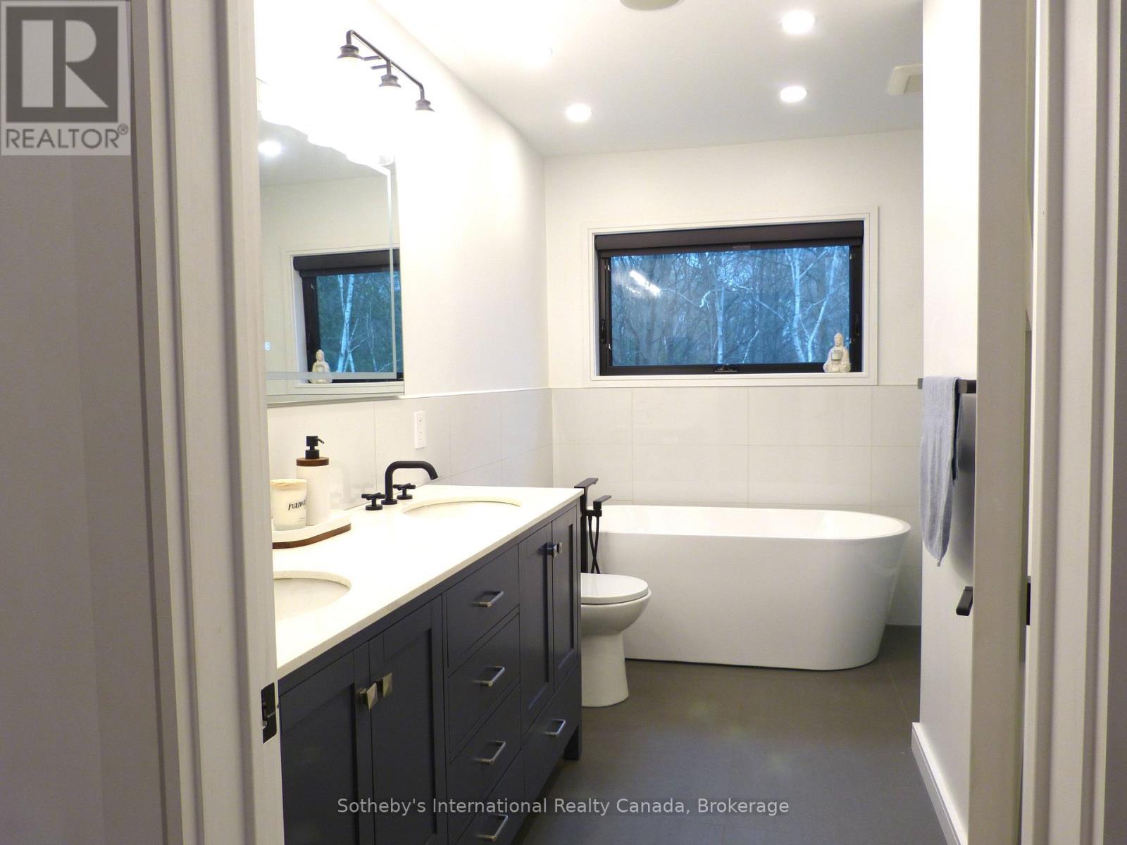 31 Slalom Gate Road, Collingwood, Ontario  L9Y 5A9 - Photo 16 - S12659718