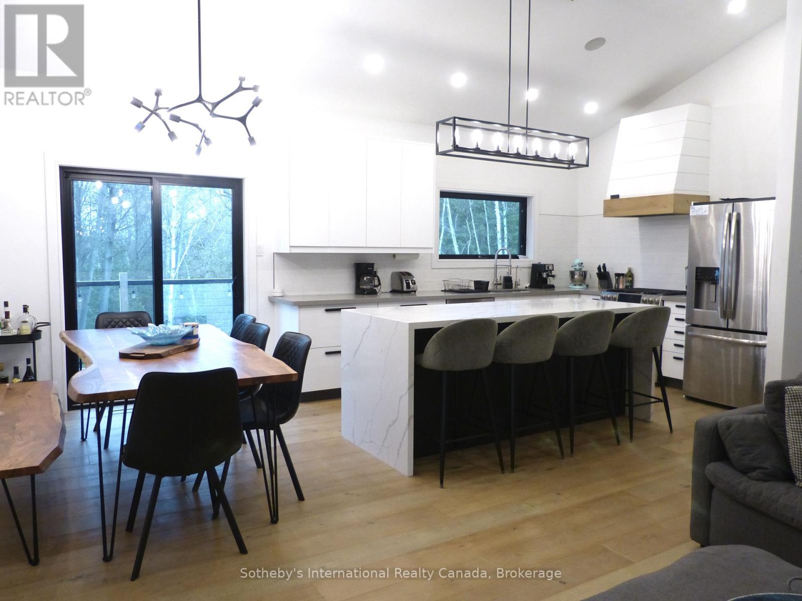 31 Slalom Gate Road, Collingwood, Ontario  L9Y 5A9 - Photo 6 - S12659718