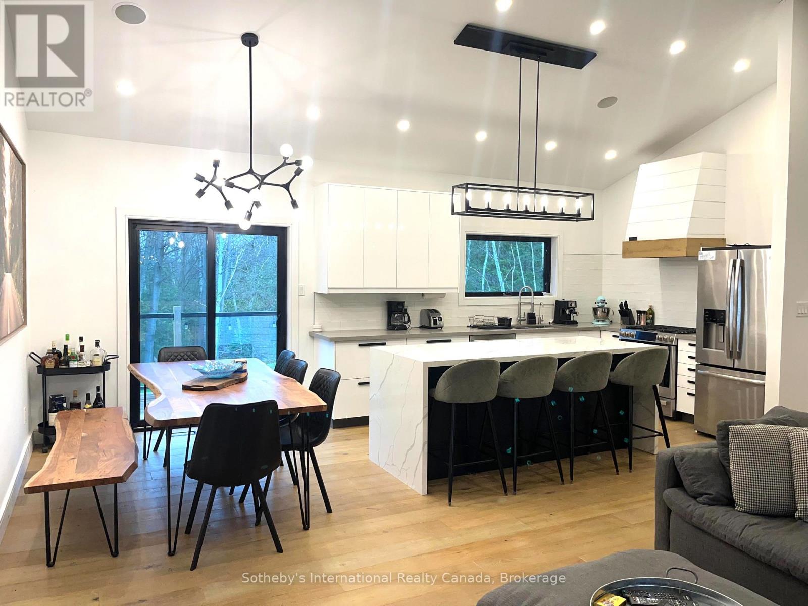 31 Slalom Gate Road, Collingwood, Ontario  L9Y 5A9 - Photo 8 - S12659718