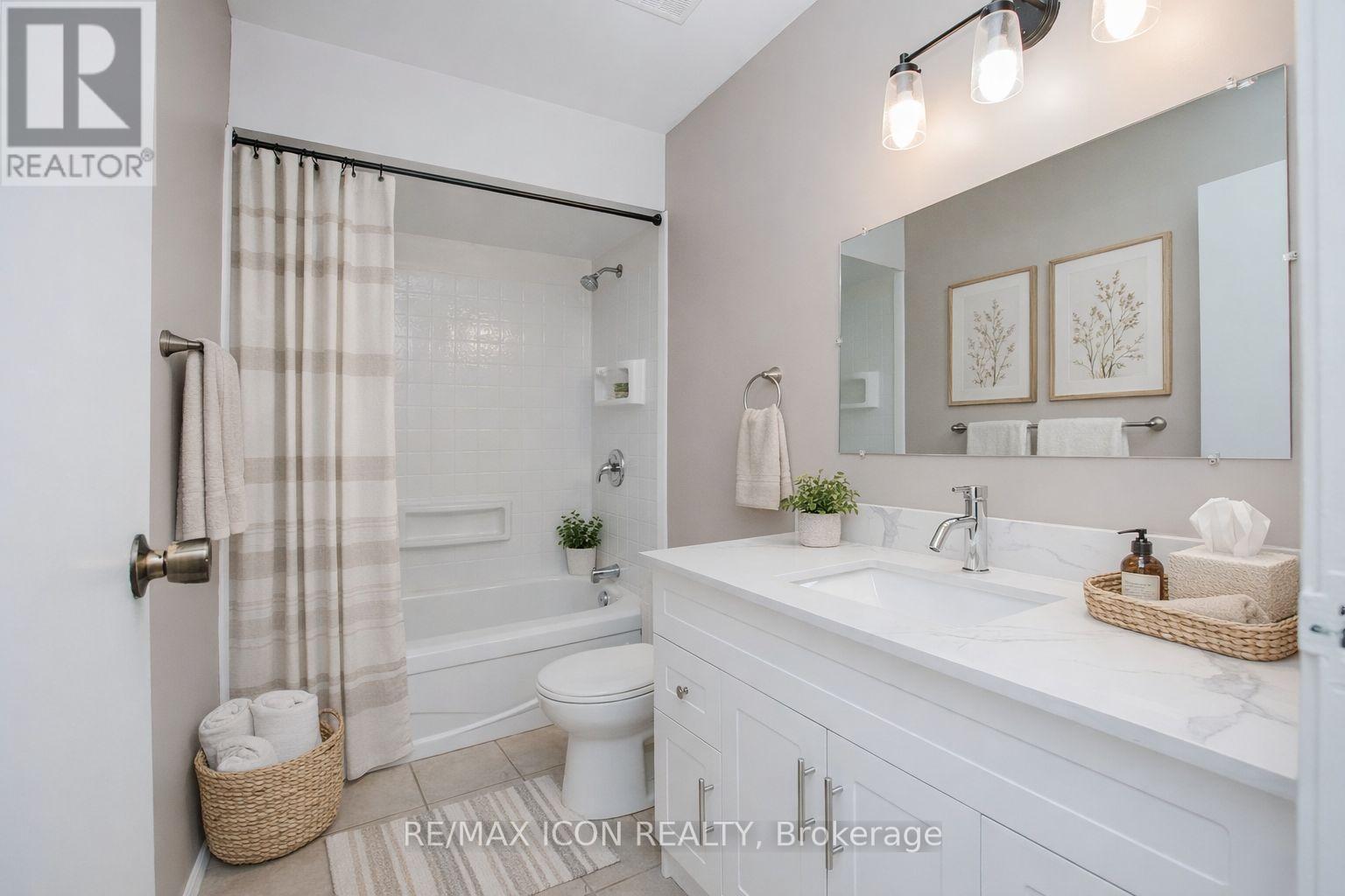 8332 Mundare Crescent, Niagara Falls, Ontario  L2G 7M5 - Photo 12 - X12659720