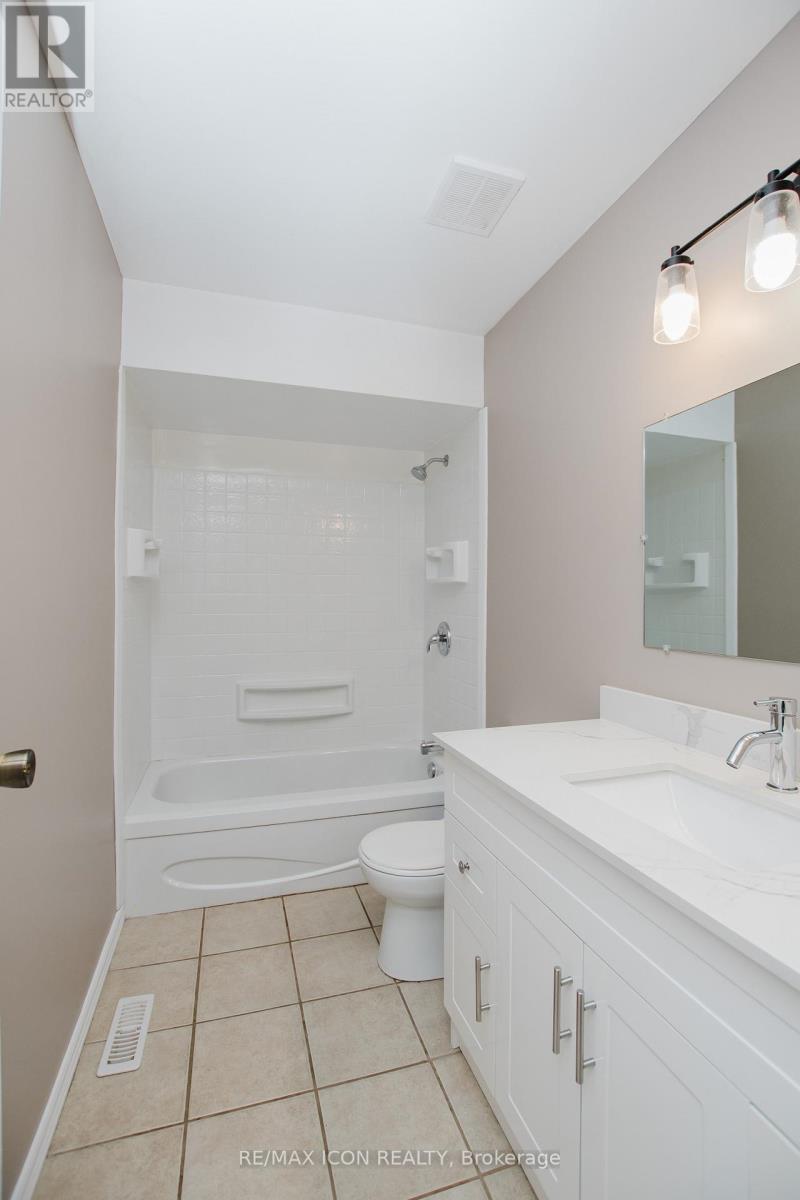 8332 Mundare Crescent, Niagara Falls, Ontario  L2G 7M5 - Photo 14 - X12659720