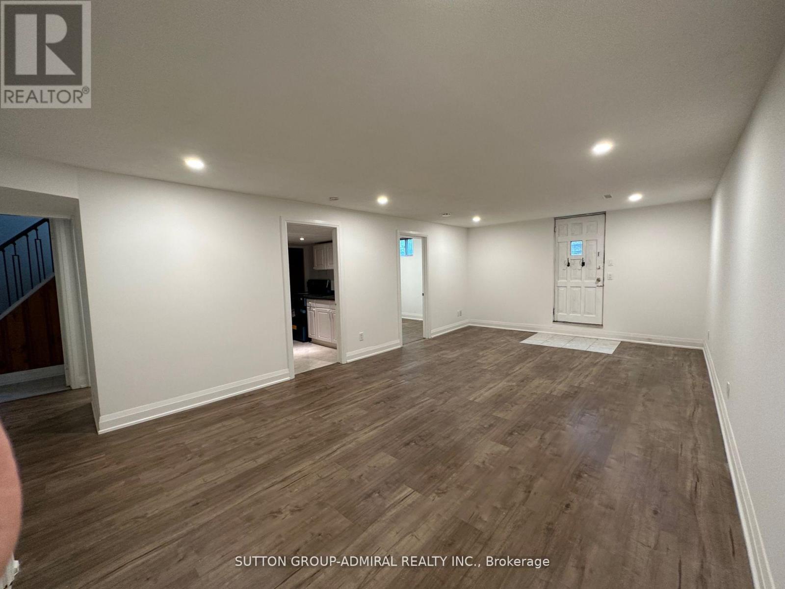 Lower A - 7 Resolution Crescent, Toronto, Ontario  M2H 1N3 - Photo 6 - C12659706