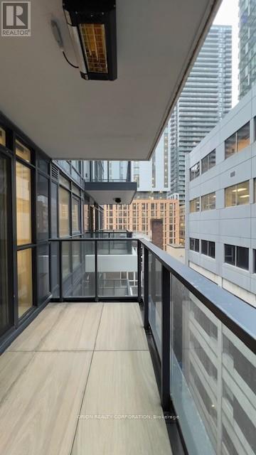 1008 - 38 Widmer Street E, Toronto, Ontario  M5V 0P7 - Photo 10 - C12659712