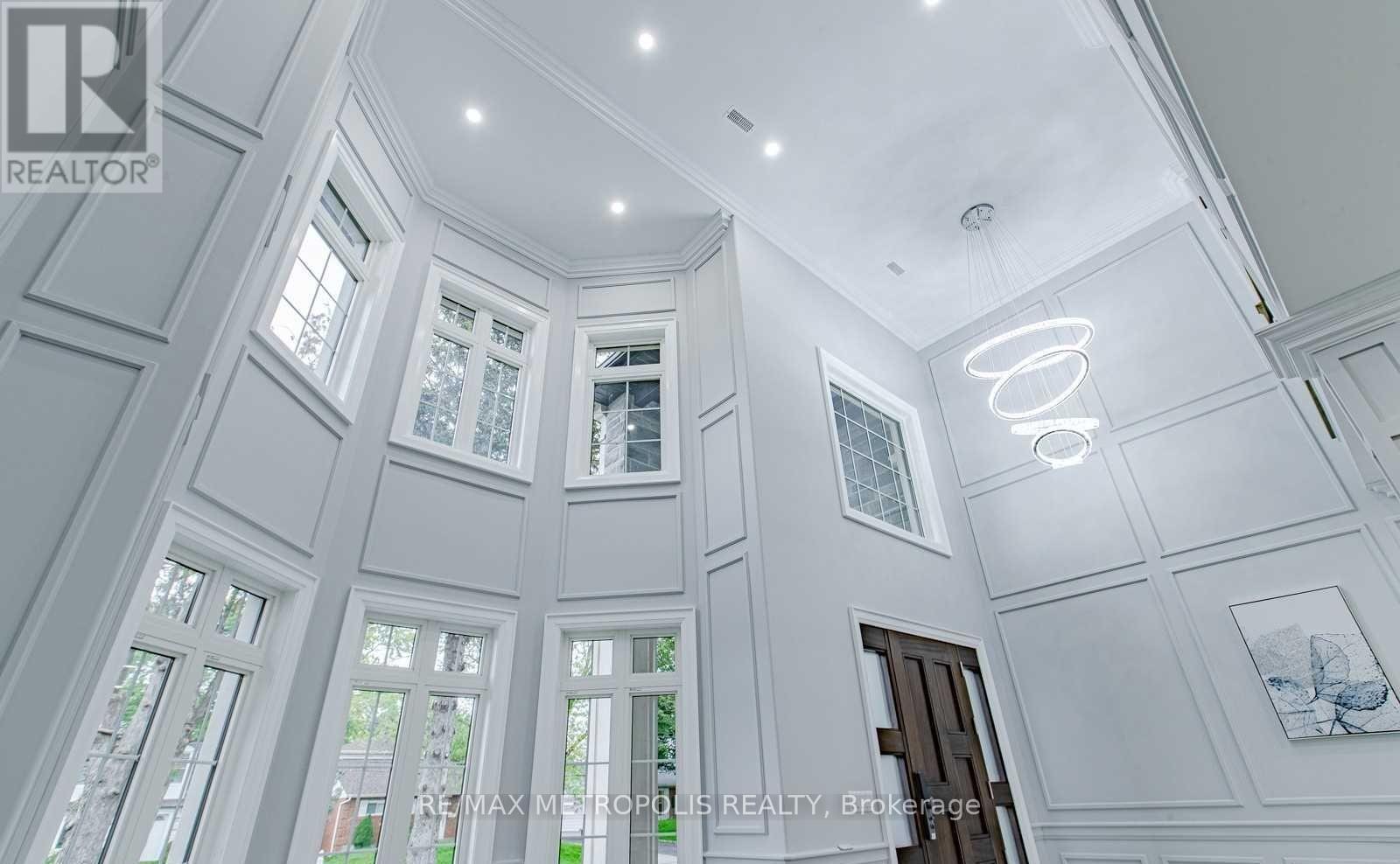 50 Bellefontaine Street, Toronto, Ontario  M1S 1J7 - Photo 7 - E12659734