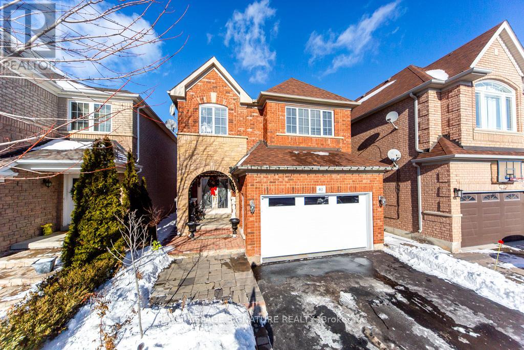 40 Tuscana Boulevard, Vaughan, Ontario  L4K 5J2 - Photo 4 - N12659710