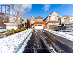 40 TUSCANA BOULEVARD, Vaughan, Ontario