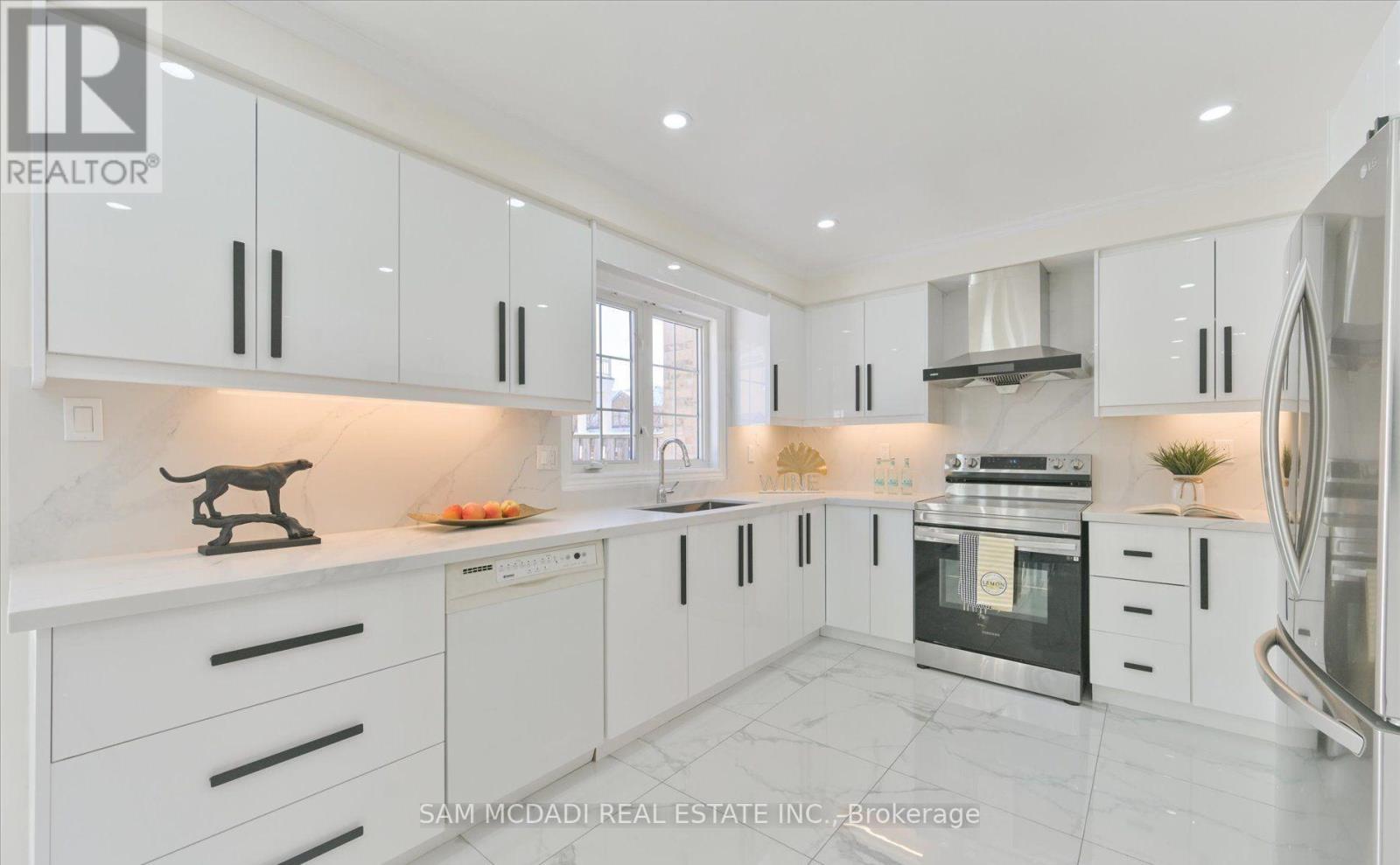 95 Bologna Road, Vaughan, Ontario  L4H 2M8 - Photo 11 - N12659730