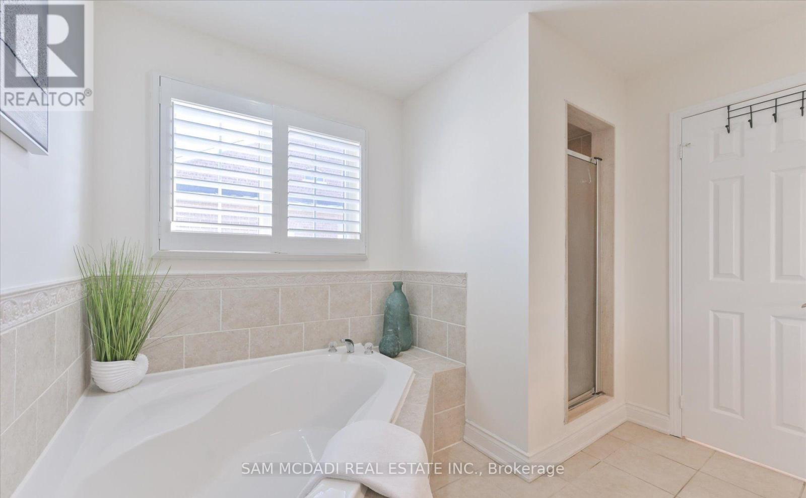 95 Bologna Road, Vaughan, Ontario  L4H 2M8 - Photo 25 - N12659730