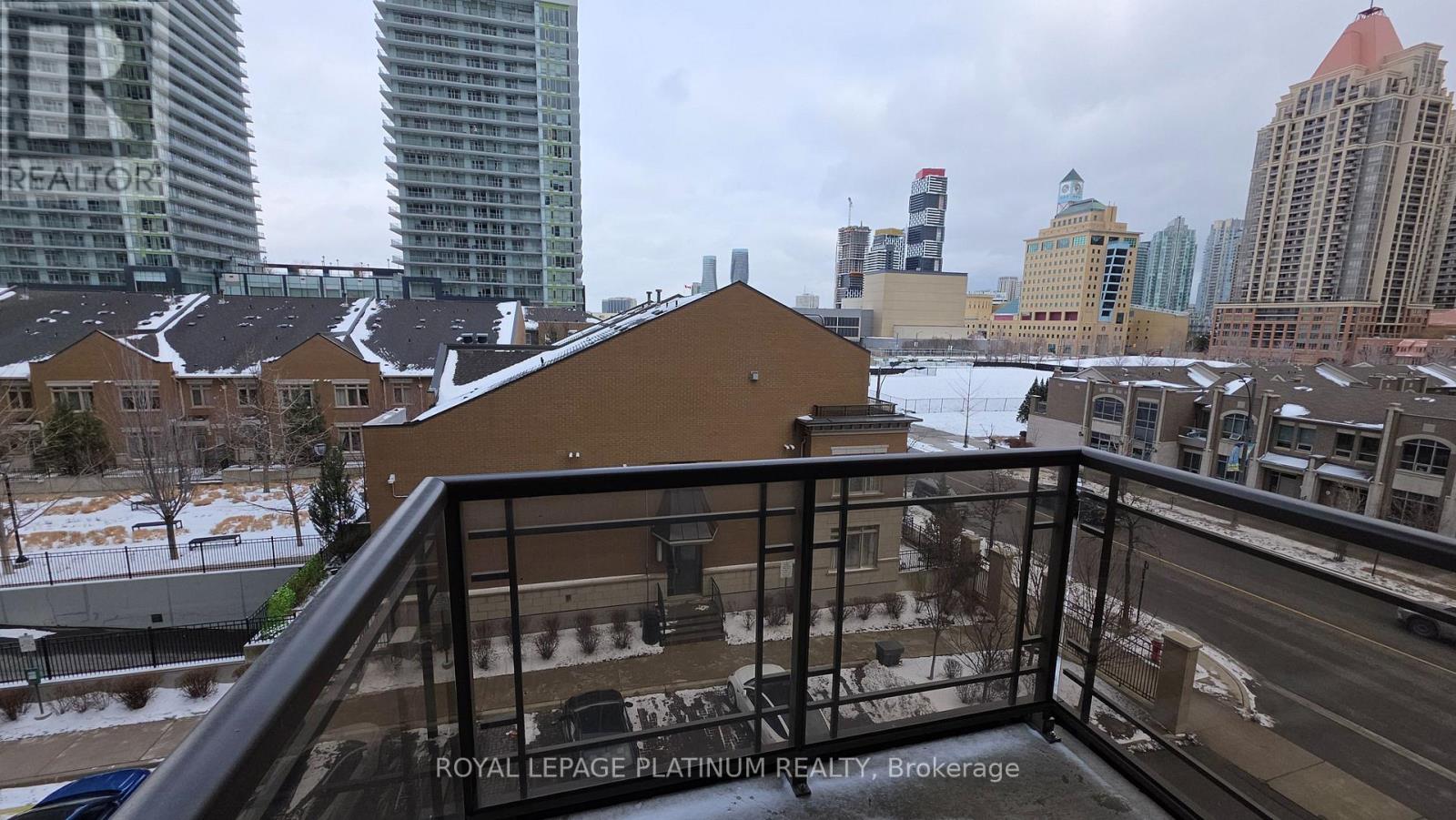411 - 385 Prince Of Wales Drive, Mississauga, Ontario  L5B 0C6 - Photo 13 - W12652156