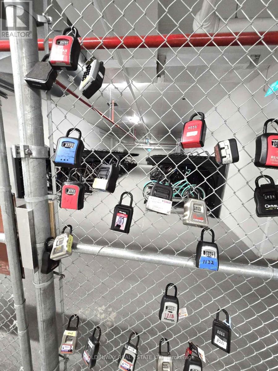 1216 - 1100 Sheppard Avenue W, Toronto, Ontario  M3K 0E4 - Photo 14 - W12659700