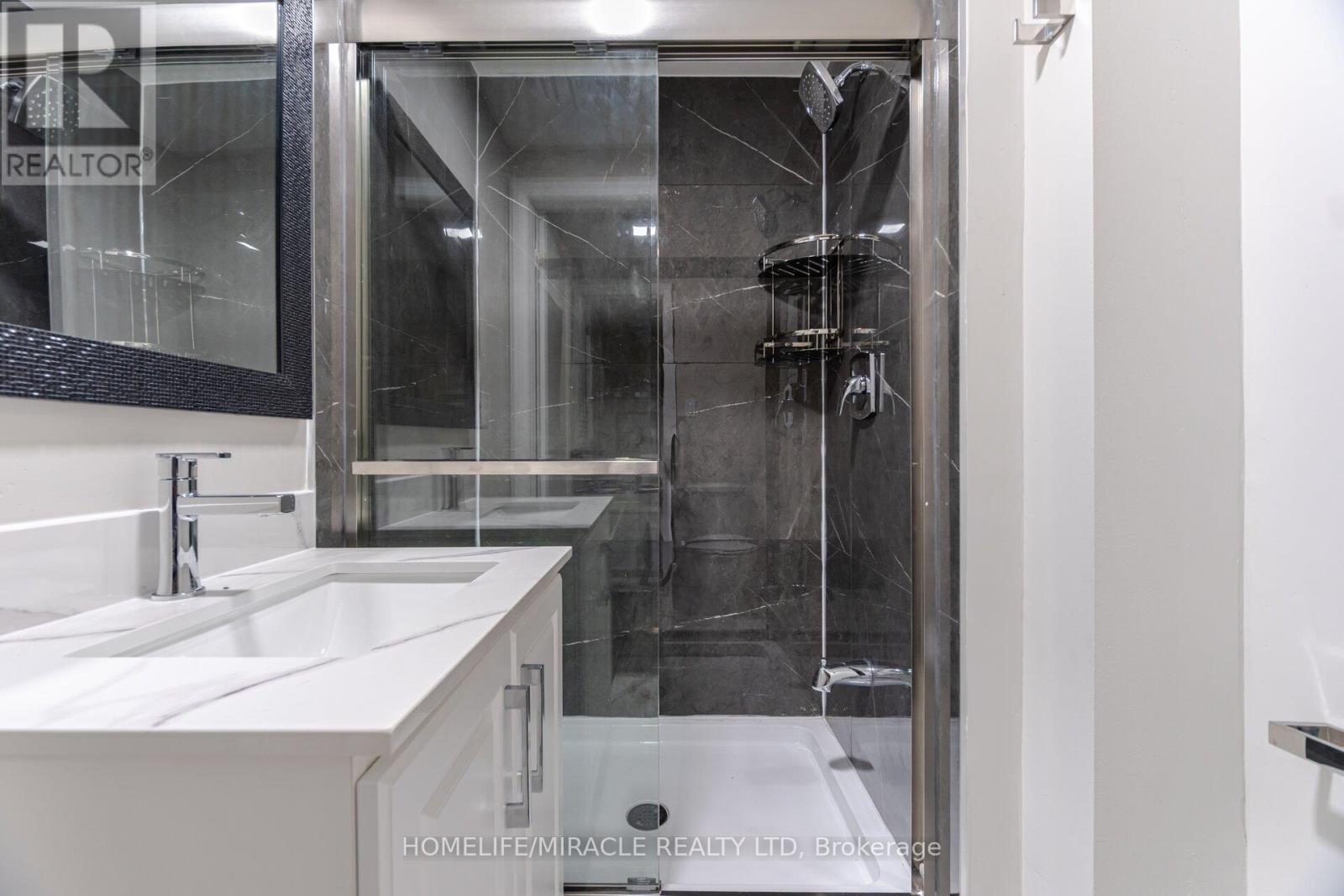 345 Silverstone Drive, Toronto, Ontario  M9V 3J8 - Photo 28 - W12659726