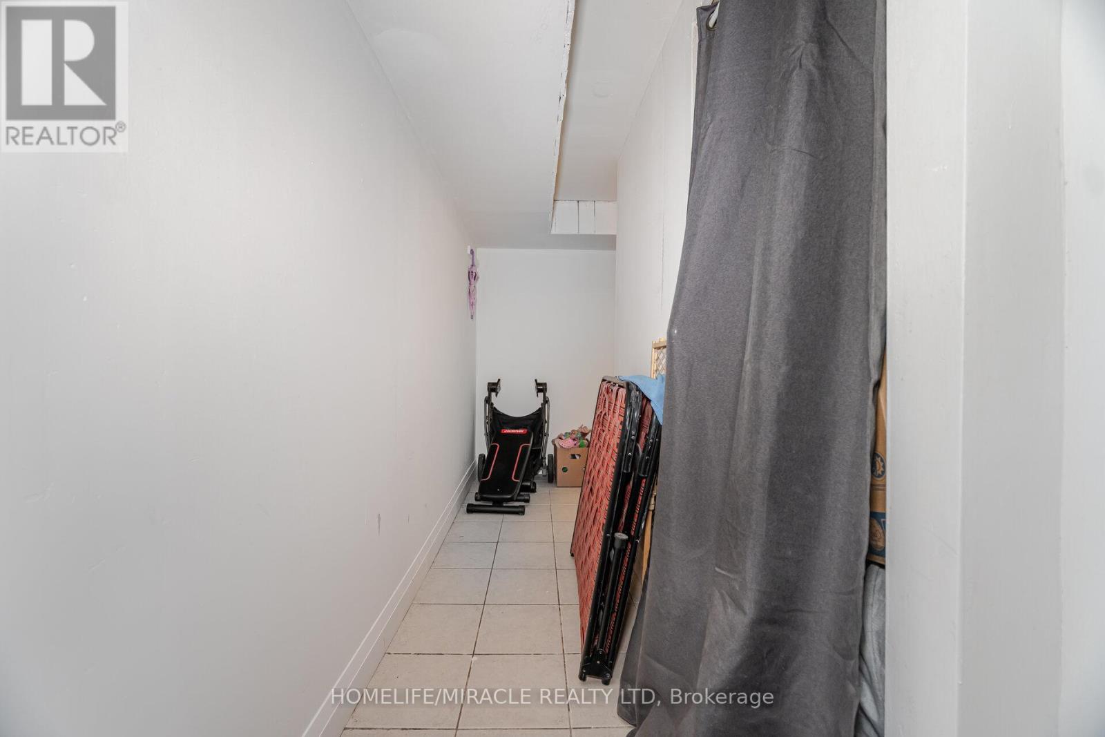 345 Silverstone Drive, Toronto, Ontario  M9V 3J8 - Photo 39 - W12659726