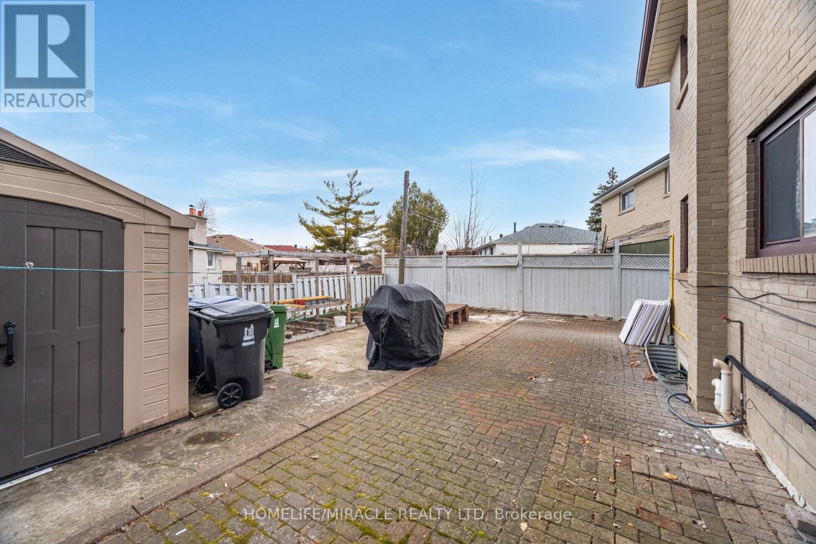 345 Silverstone Drive, Toronto, Ontario  M9V 3J8 - Photo 47 - W12659726