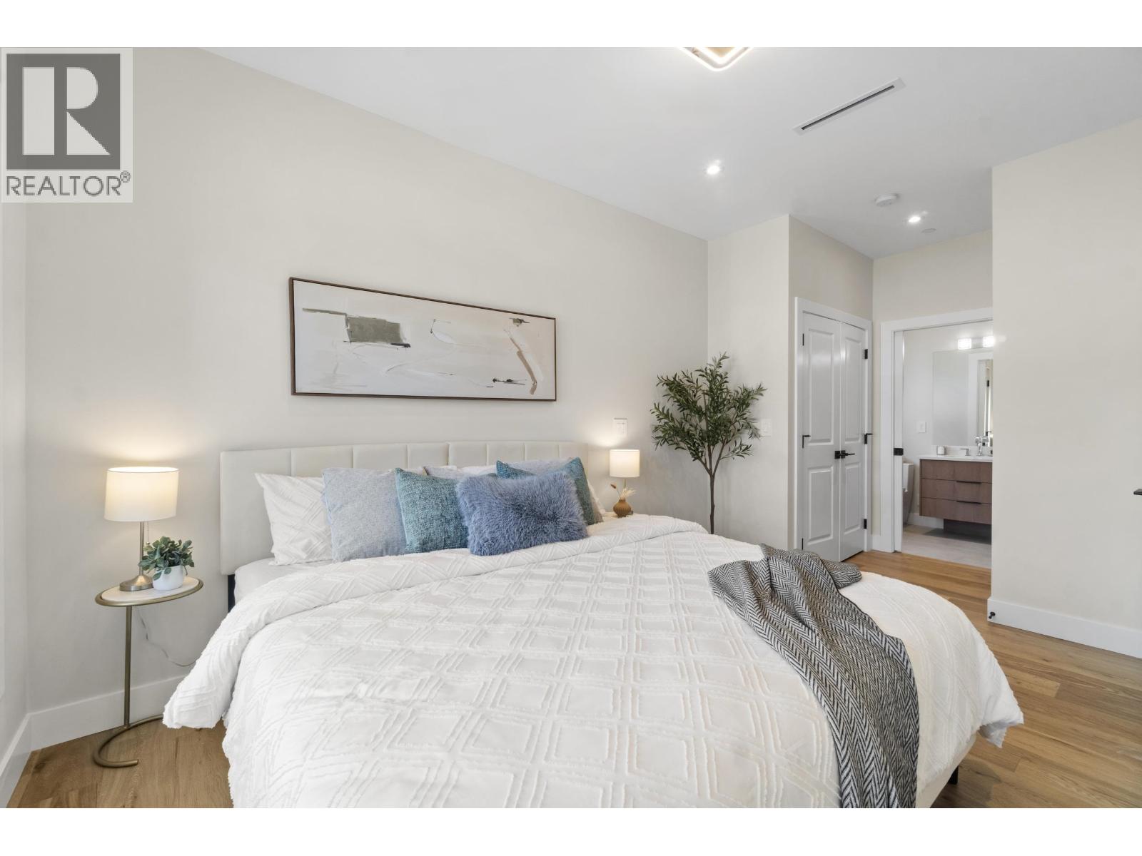 40 E 46th Avenue, Vancouver, British Columbia  V5W 1Z1 - Photo 4 - R3064180