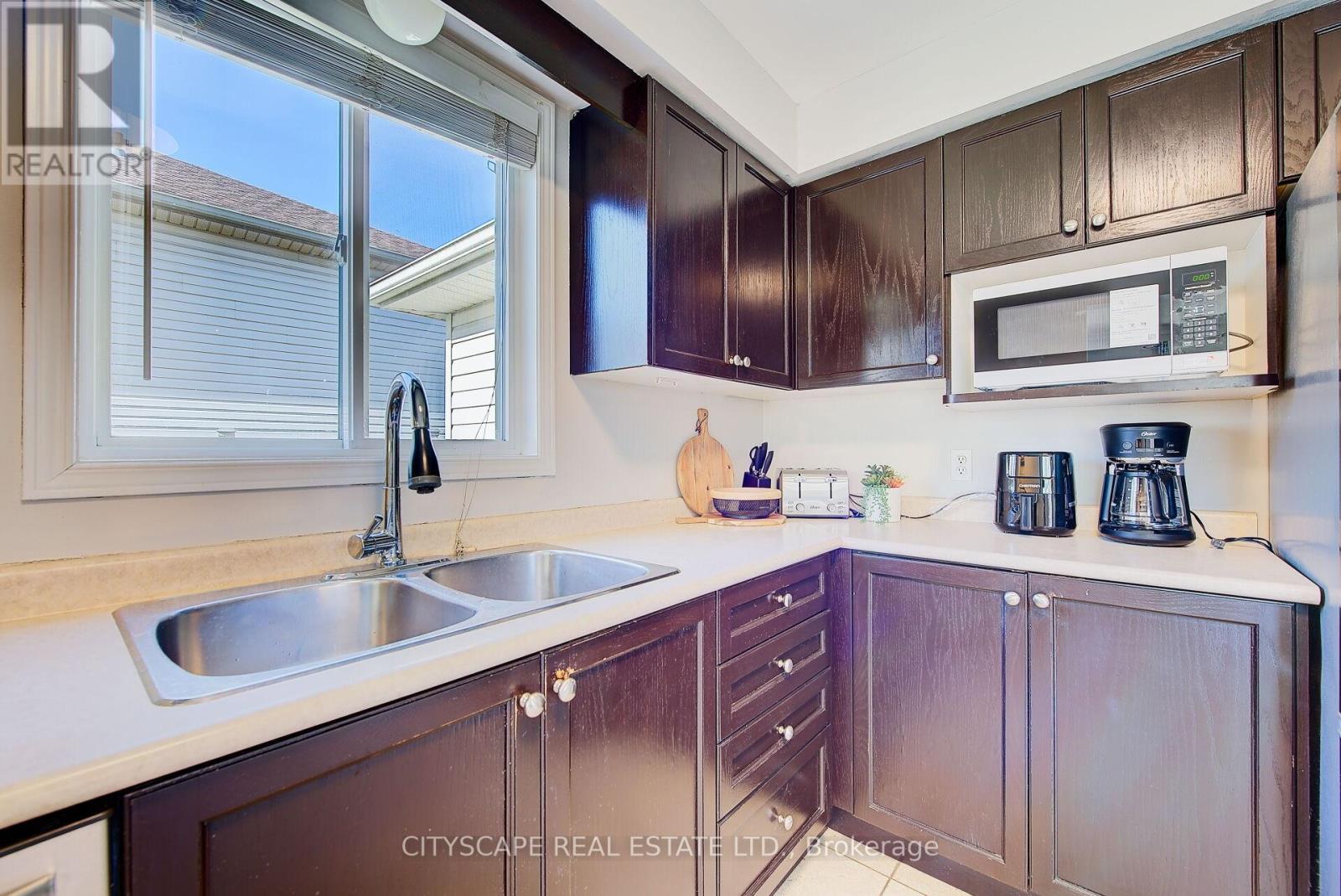 481 Marconi Boulevard, London East, Ontario  N5V 5E7 - Photo 18 - X12659740