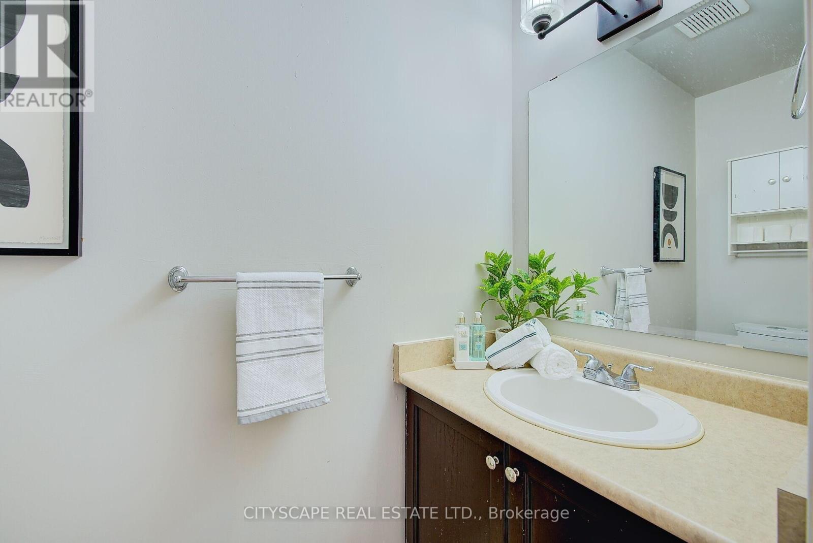 481 Marconi Boulevard, London East, Ontario  N5V 5E7 - Photo 20 - X12659740