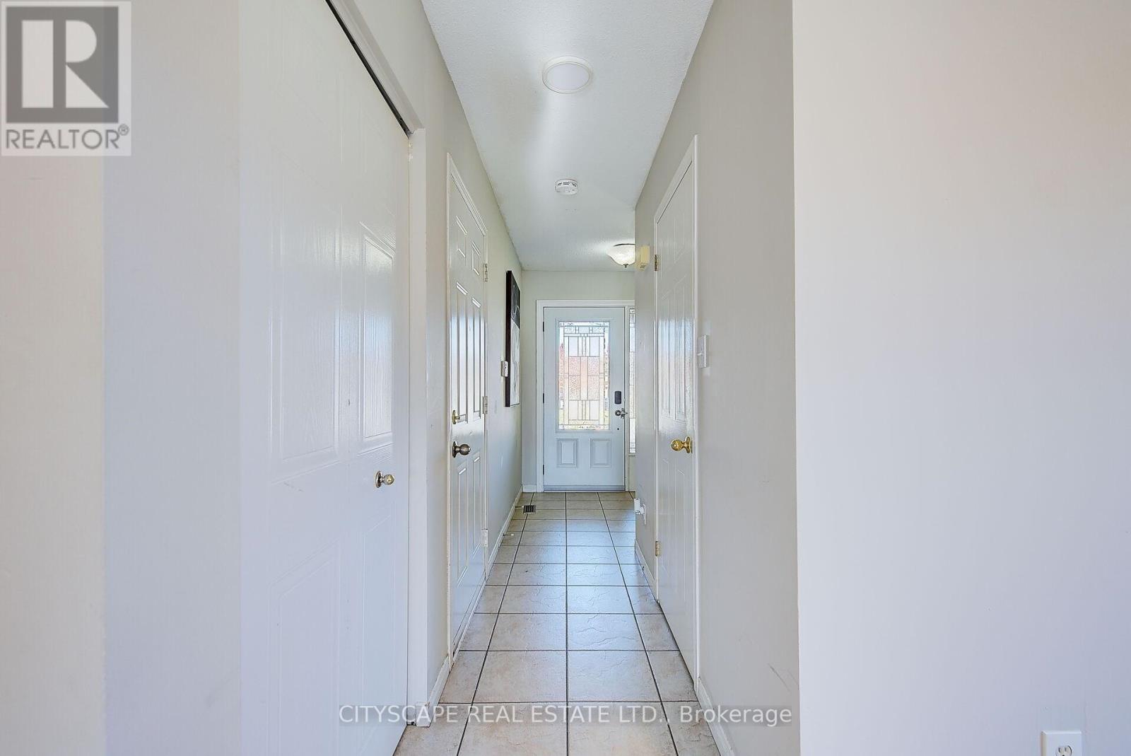 481 Marconi Boulevard, London East, Ontario  N5V 5E7 - Photo 5 - X12659740