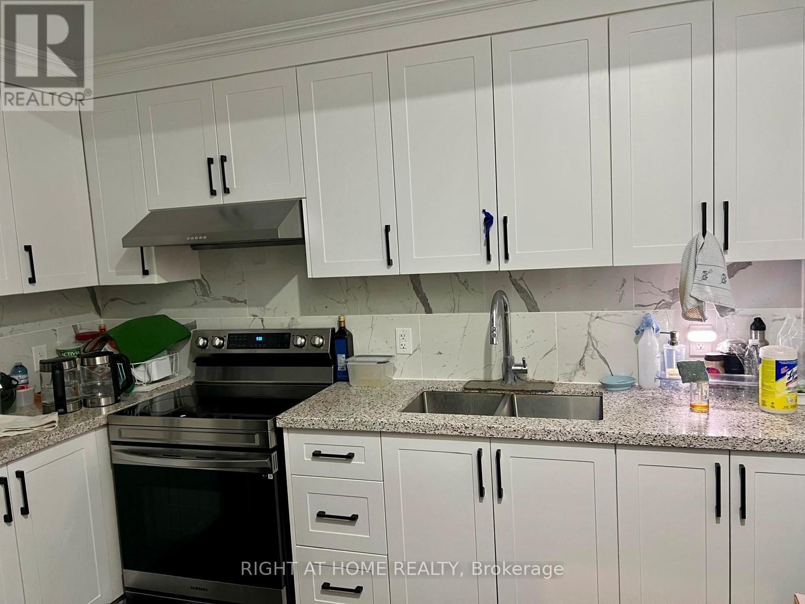 Basement - 440 Pharmacy Avenue, Toronto, Ontario  M1L 3G6 - Photo 3 - E12659758