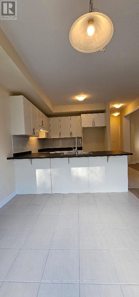 11 Revol Road, Penetanguishene, Ontario  L9M 0W8 - Photo 15 - S12654886