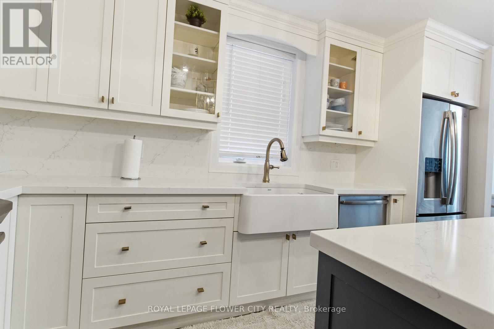 13 Grafton Avenue, Hamilton, Ontario  L8H 7E6 - Photo 12 - X12659746