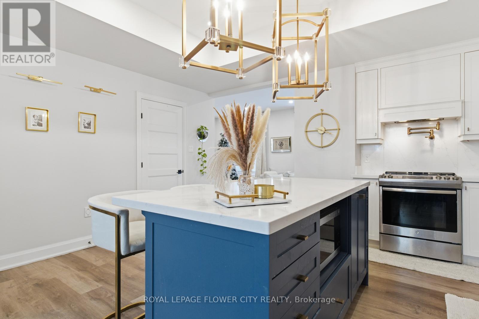 13 Grafton Avenue, Hamilton, Ontario  L8H 7E6 - Photo 15 - X12659746