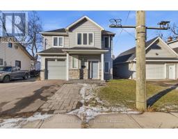 13 GRAFTON AVENUE, Hamilton, Ontario