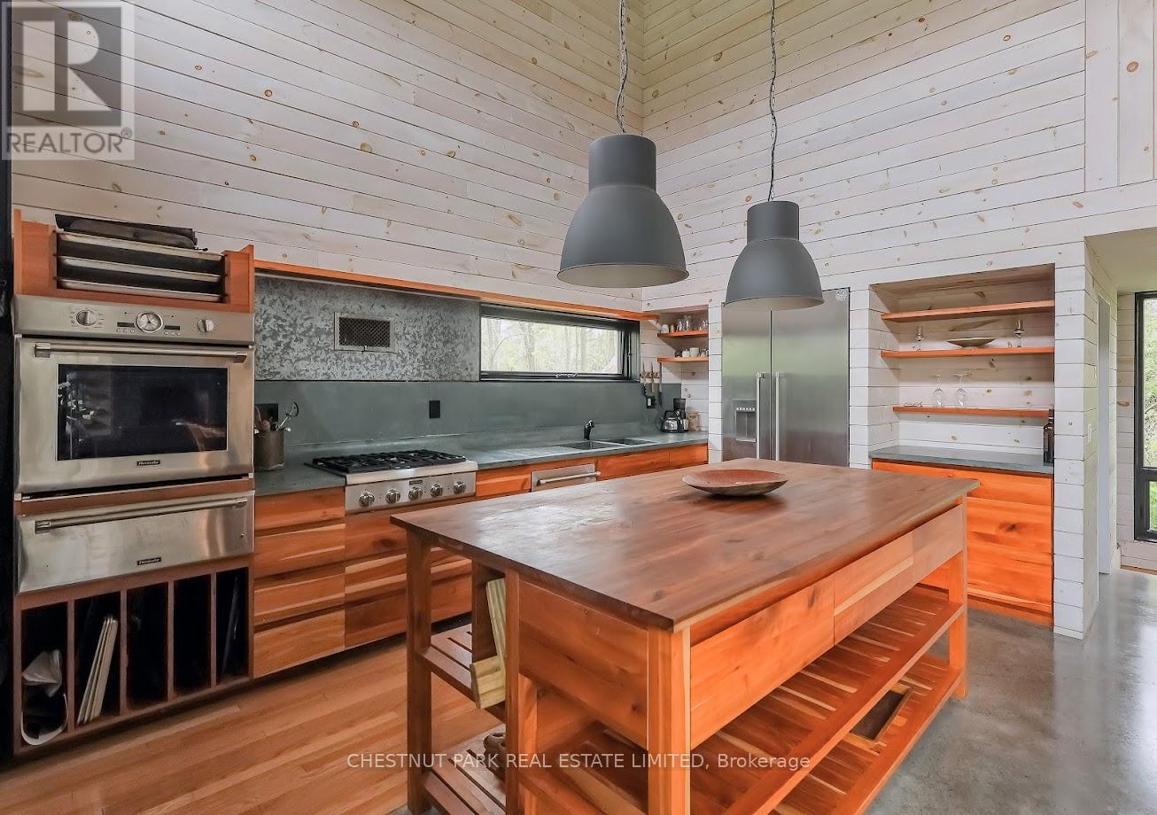 1 Station Road, Prince Edward County, Ontario  K0K 1J0 - Photo 18 - X12410477