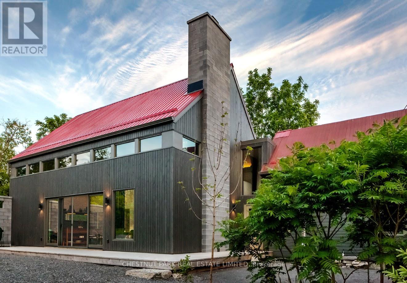 1 Station Road, Prince Edward County, Ontario  K0K 1J0 - Photo 8 - X12410477