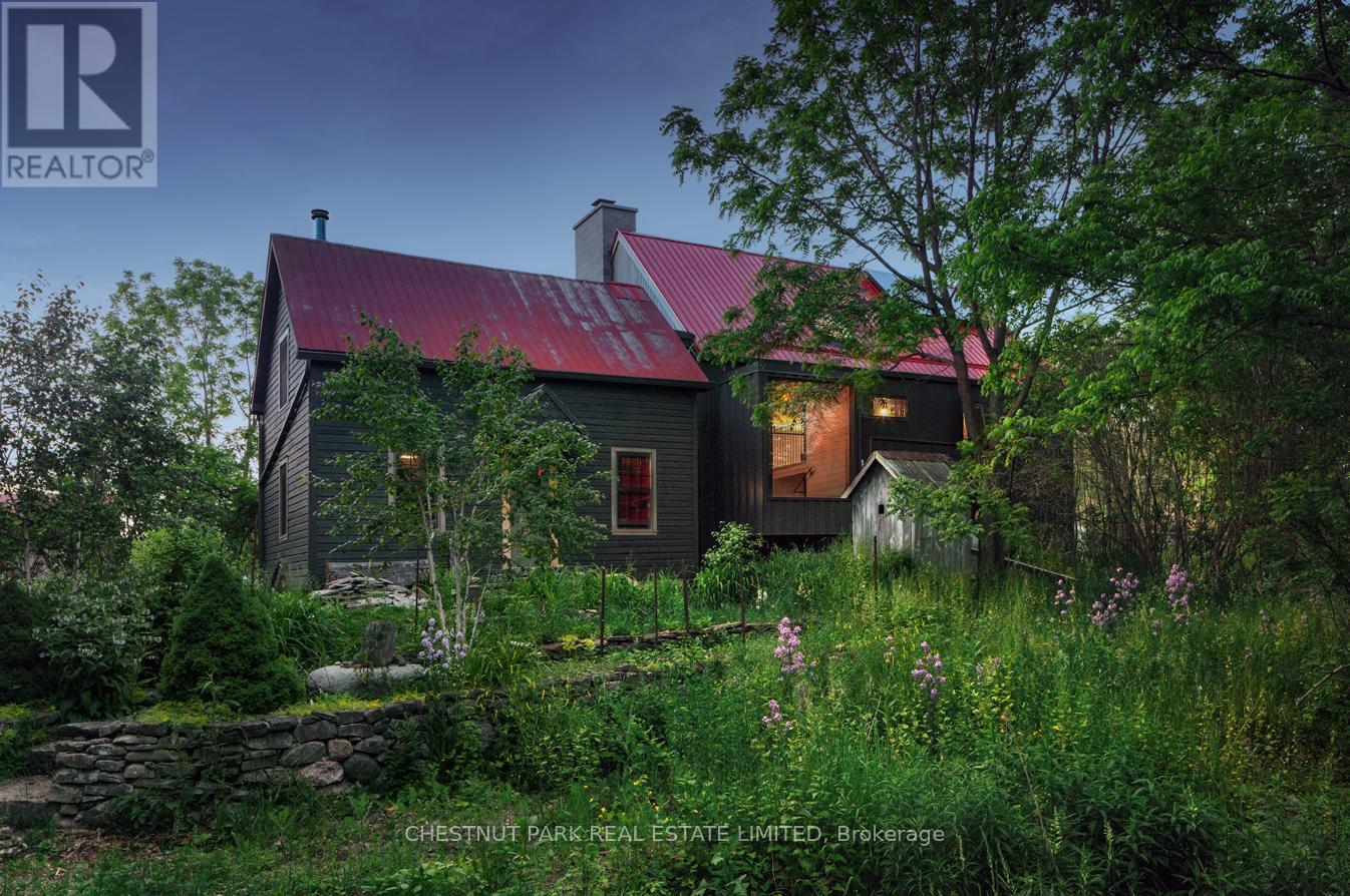 1 Station Road, Prince Edward County, Ontario  K0K 1J0 - Photo 7 - X12410477