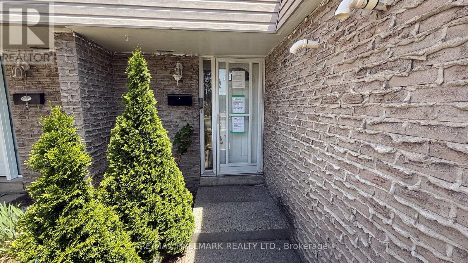 10 - 3600 Morning Star Drive, Mississauga, Ontario  L4T 1Y5 - Photo 2 - W12654730