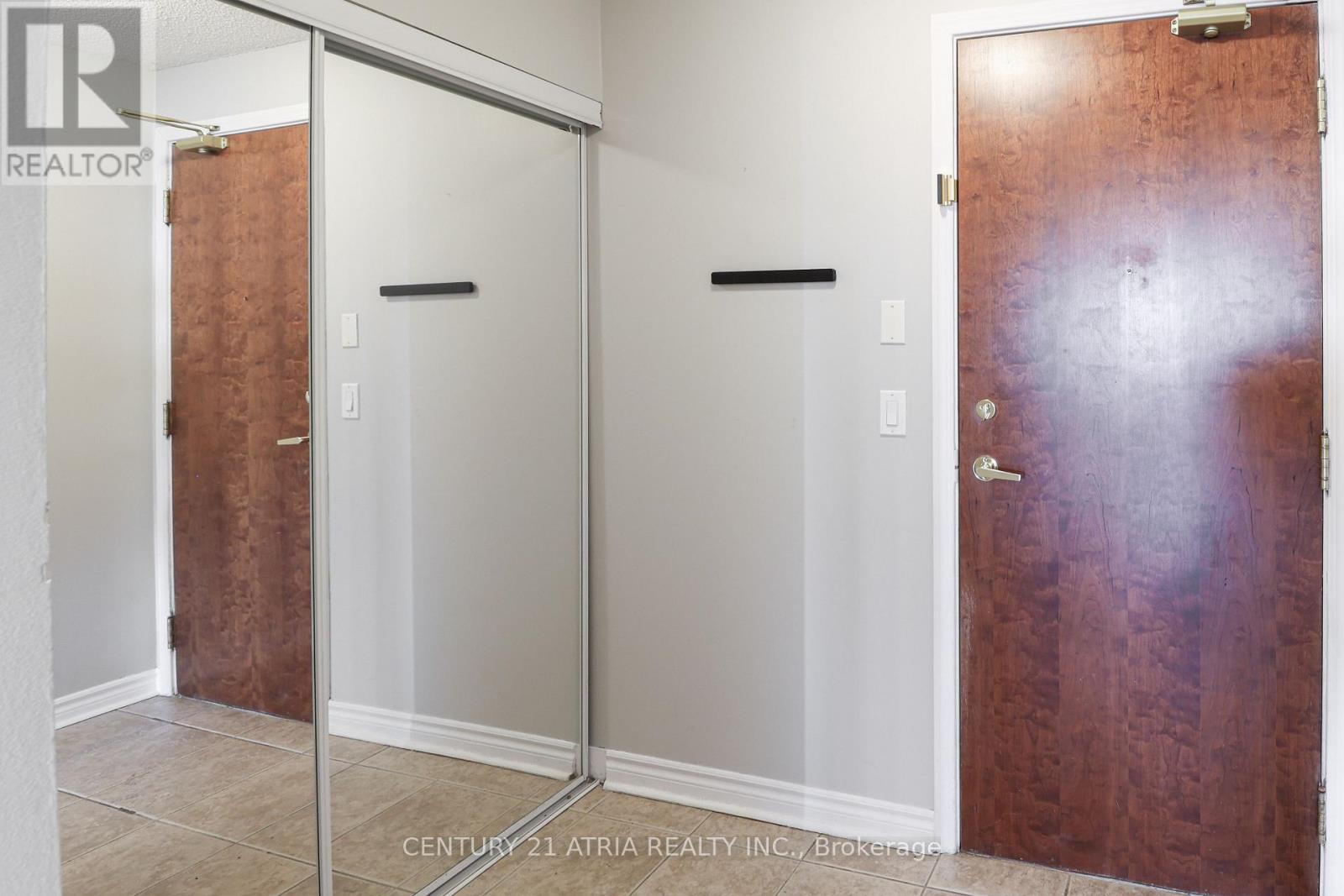 1309 - 18 Kenaston Gardens, Toronto, Ontario  M2K 1G8 - Photo 2 - C12659782